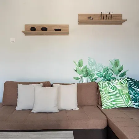 Apartment Cozy Next To Center