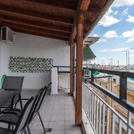 Cozy Next To Center Tesalónica