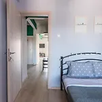 Apartman Cozy Next To Center