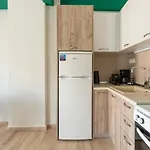 Cozy Next To Center Apartman *