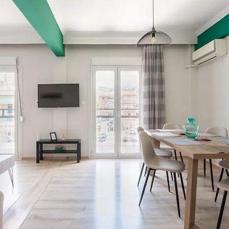 90 M2, 2 Yatak Odalı, 1 Banyolu , Vadaris-dikastiria Bölgesi Bölgesinde *