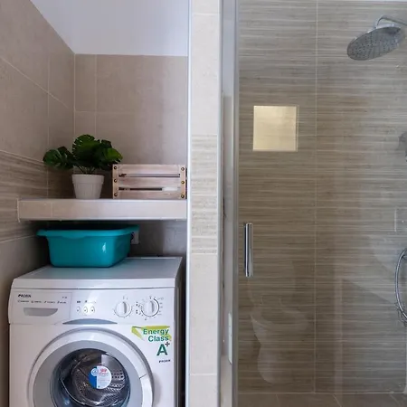 90 M2, 2 Yatak Odalı, 1 Banyolu , Vadaris-dikastiria Bölgesi Bölgesinde Selanik