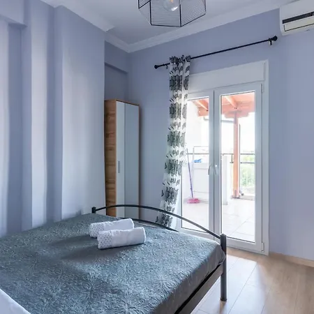 Daire 90 M2, 2 Yatak Odalı, 1 Banyolu , Vadaris-dikastiria Bölgesi Bölgesinde Selanik