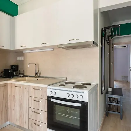 90 M2, 2 Yatak Odalı, 1 Banyolu , Vadaris-dikastiria Bölgesi Bölgesinde Daire Selanik