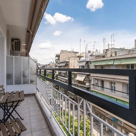 90 M2, 2 Yatak Odalı, 1 Banyolu , Vadaris-dikastiria Bölgesi Bölgesinde Selanik